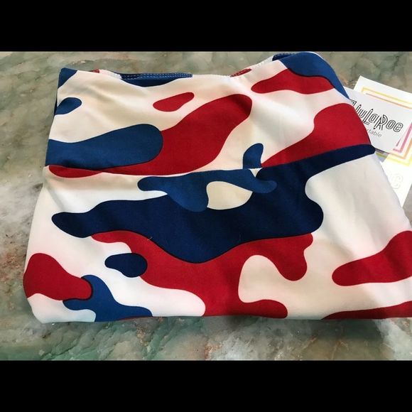 LULAROE Americana camo Leggings Size TC2 NWOT HTF - Picture 2 of 5